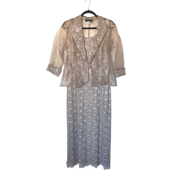 R&M Richards Elegant Evening Dress - Picture 1 of 9